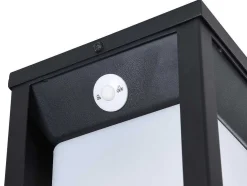 Aplique De Exterior Com Painel Solar E Leds C15 X A30 Cm Metal Preto - Fozzano