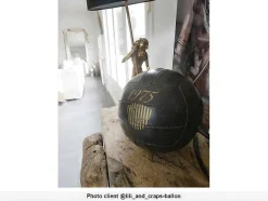 Bola De Futebol Vintage Goodtimes - D.21 Cm - Castanho