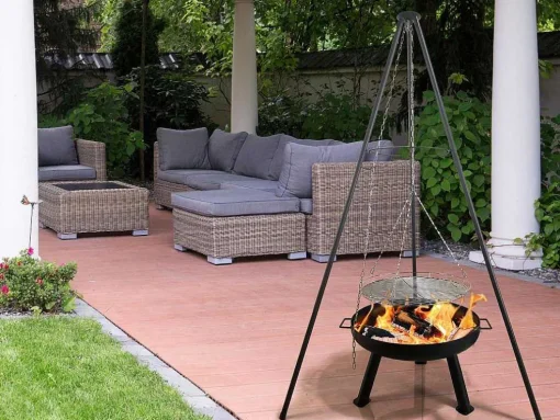 Brasero D'Exterieur Au Design Allonge Et A Hauteur Reglable