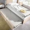 Conjunto Quarto Completo Cama 90 X 190 Cm + Mesa De Cabeceira + Guarda-Roupa - Sonia