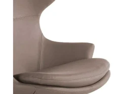 Griatorio 360 Poltrona Estofada Em Couro Ecologico Com Almofada De Assento. 5072