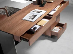 Mesa De Escritório Em Nogueira E Aco 3237