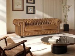 Sofá Chesterfield 3 Lugares Brenton 100% Pele De Bufalo Superior Cor Caramelo Vintage