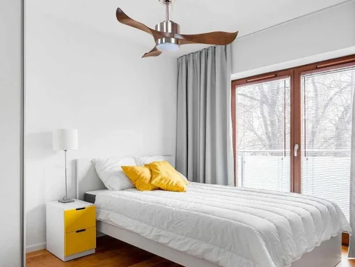 Ventilador De Tecto Reversivel Termostato Reversivel Regulavel Wifi Motor Dc Laminas De Tecto Inclinadas Memória Hypersilence